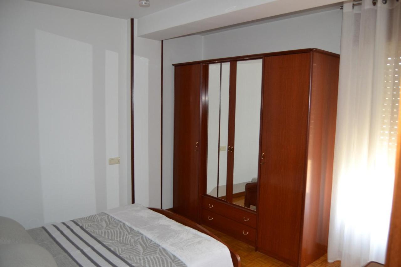 Inmoinsuas Train Station Apartment Sarria Luaran gambar