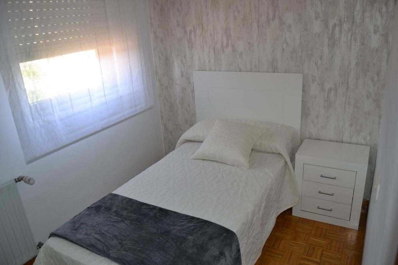 Inmoinsuas Train Station Apartment Sarria Luaran gambar